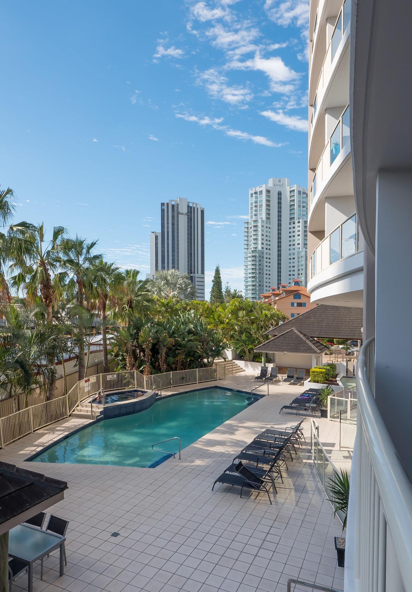 Broadbeach Savannah Resort Bagian luar foto