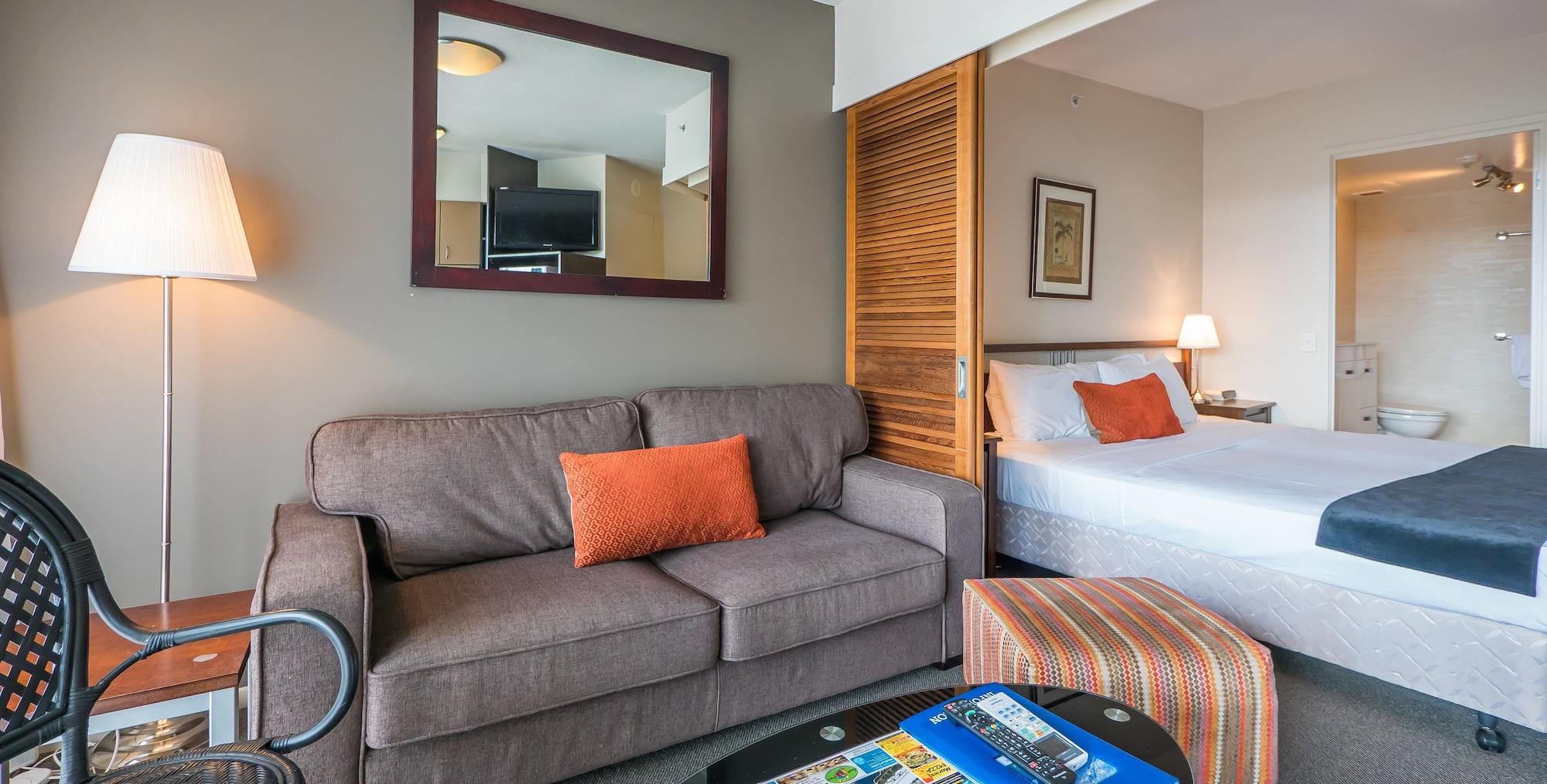 Broadbeach Savannah Resort Bagian luar foto