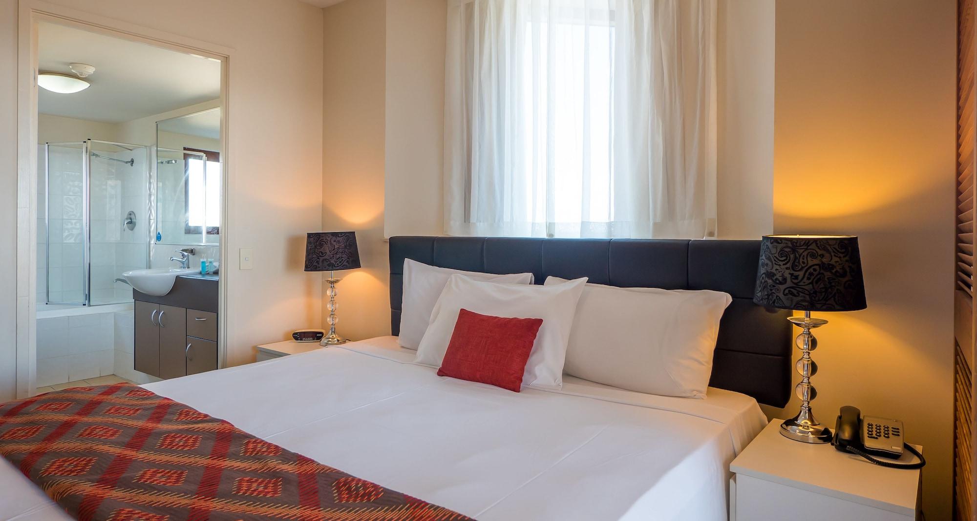 Broadbeach Savannah Resort Bagian luar foto