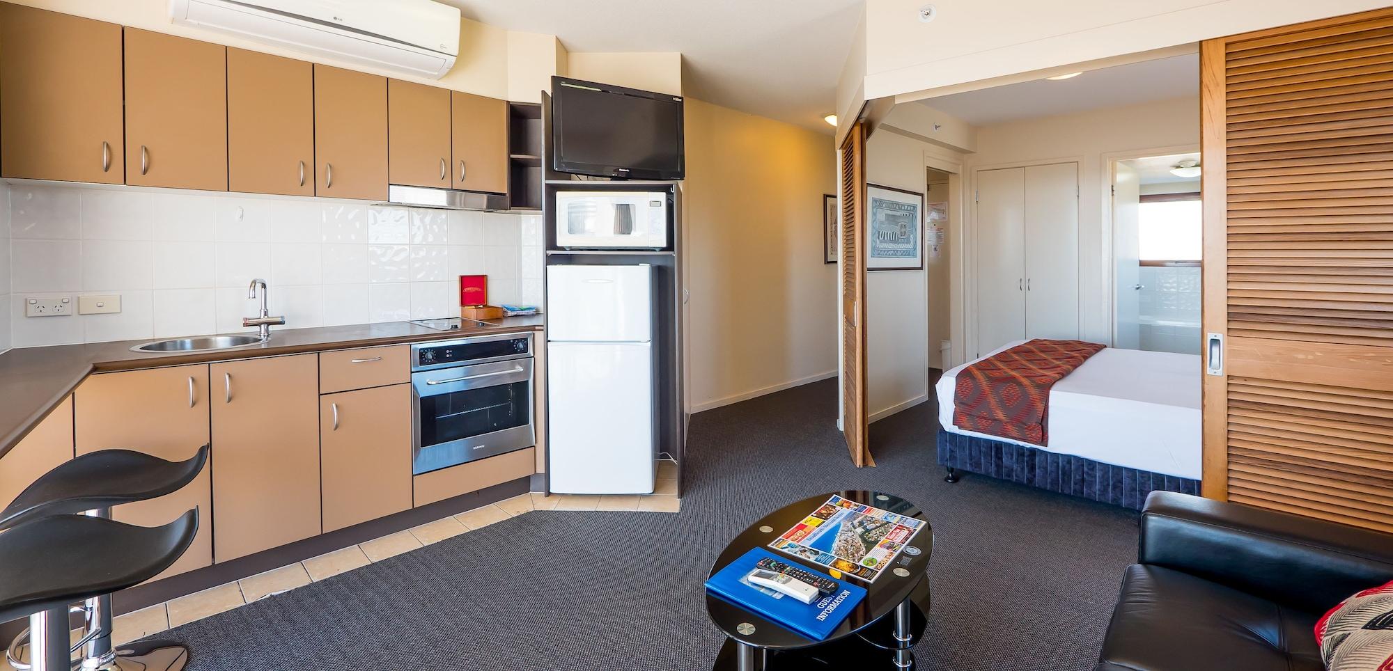 Broadbeach Savannah Resort Bagian luar foto