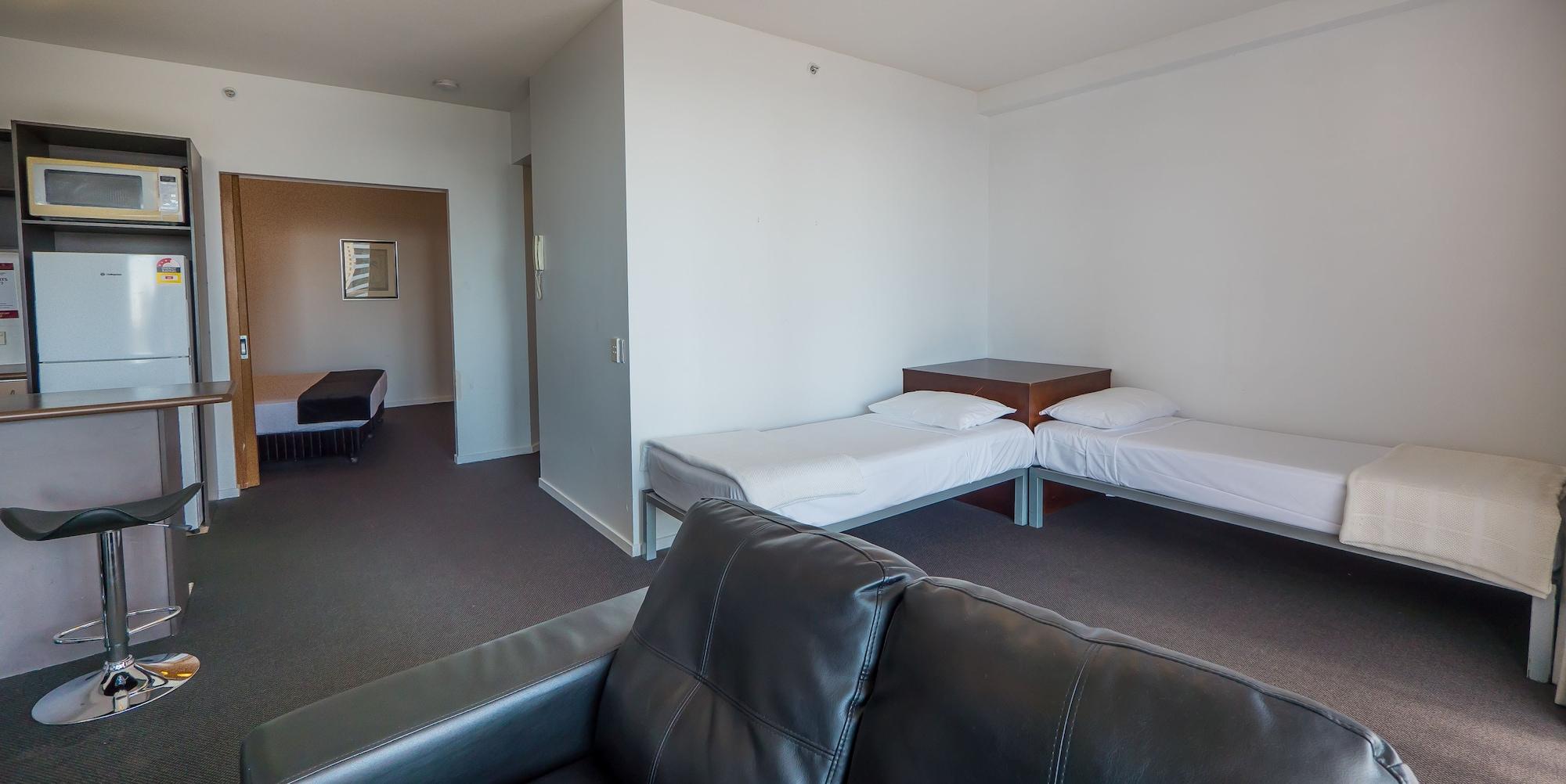 Broadbeach Savannah Resort Bagian luar foto