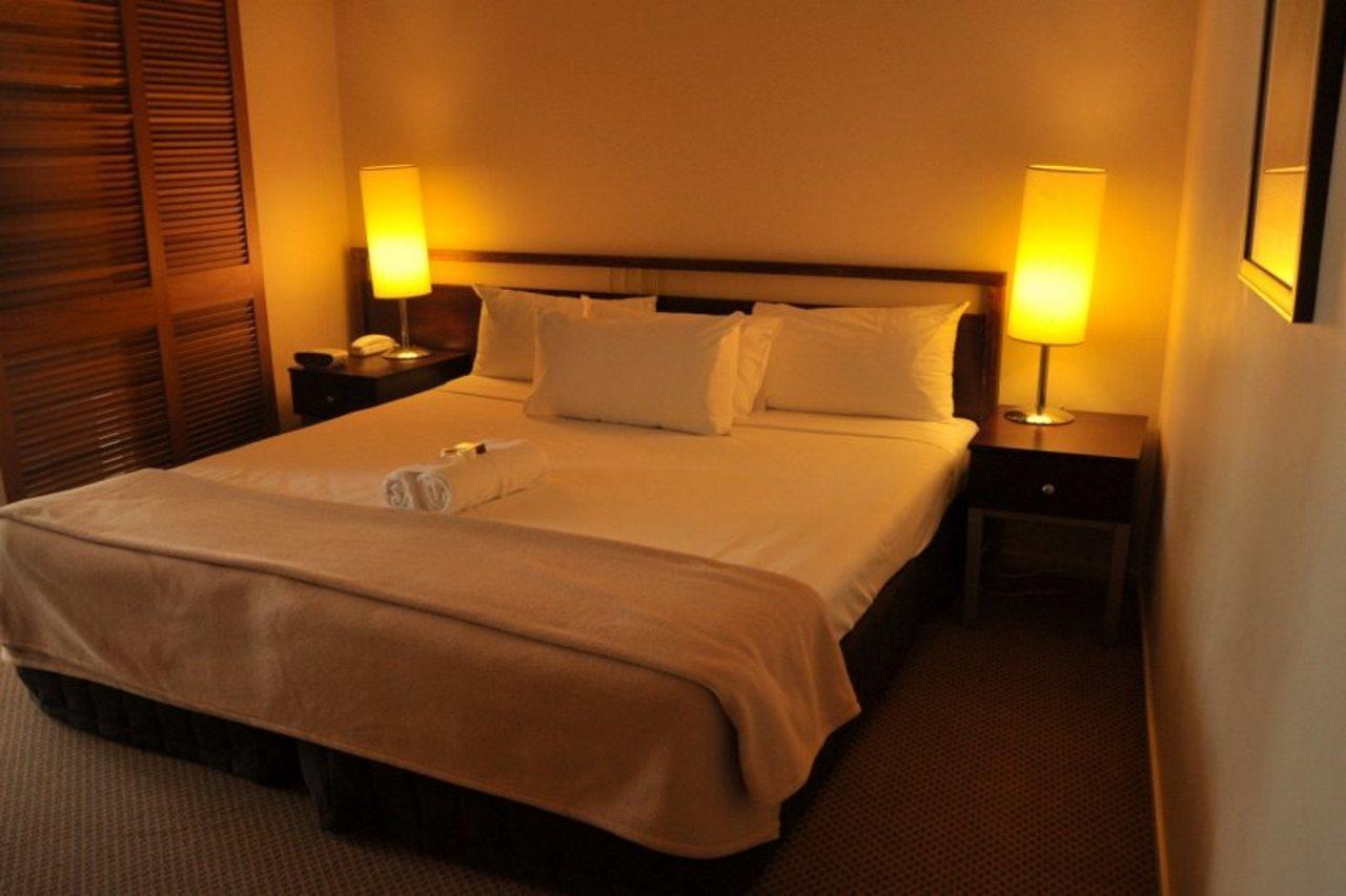 Broadbeach Savannah Resort Bagian luar foto